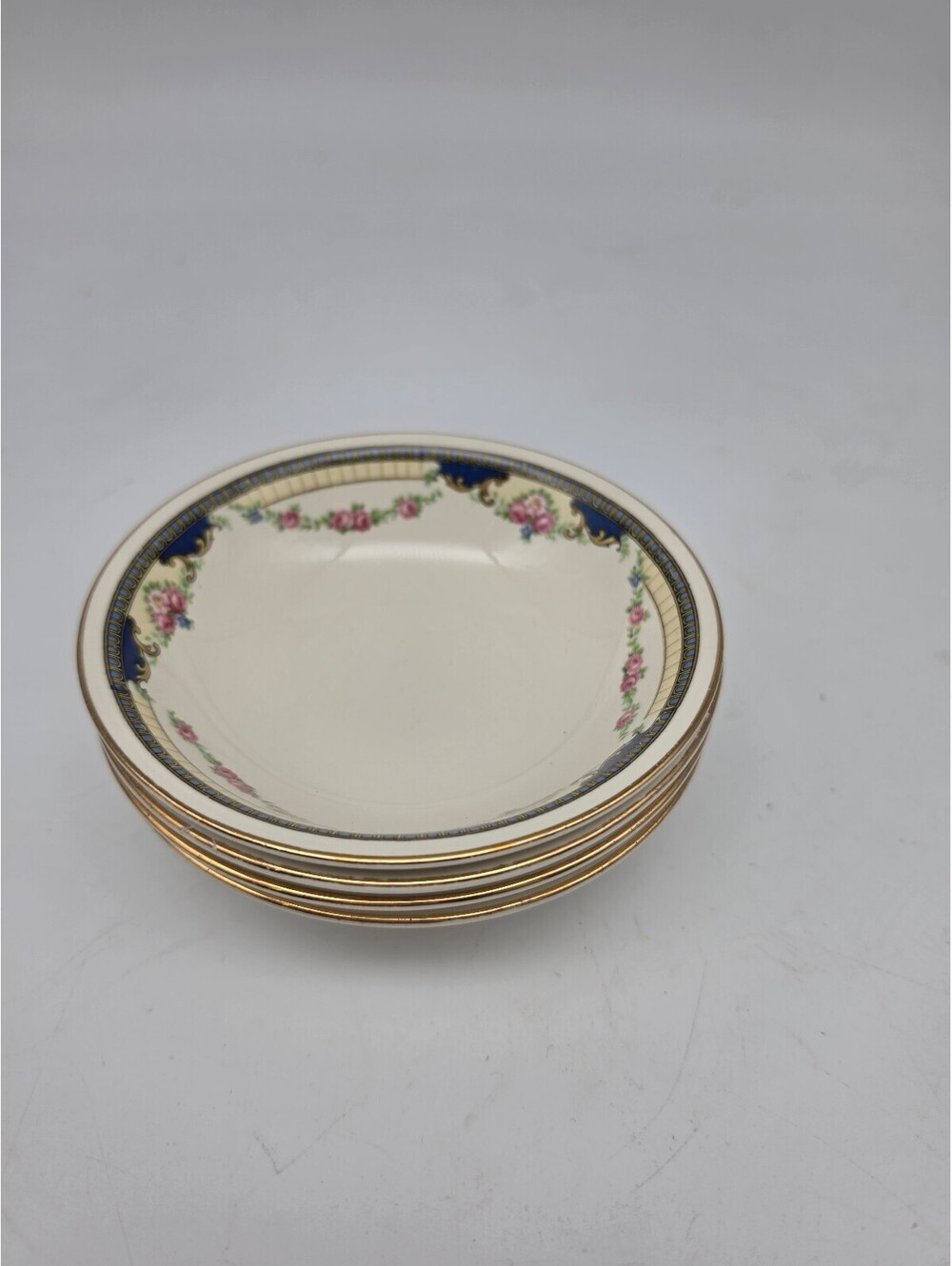 Nautilus Vintage Floral Trim Soup Bowls Set of 4 L36 N8